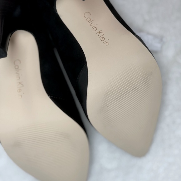 Calvin Klein, Pump, Black Suede, 6M - Picture 3 of 3